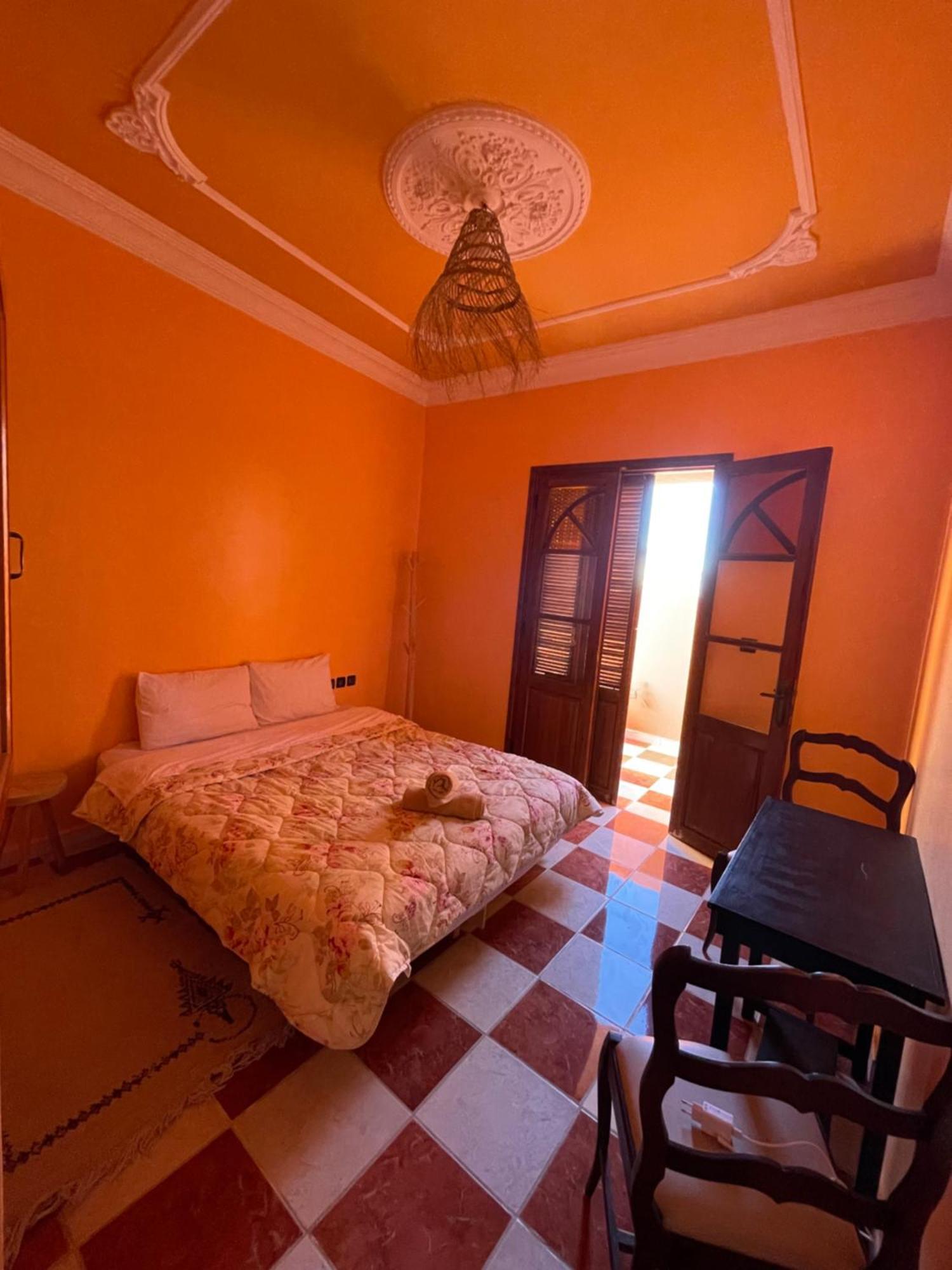 Berber Waves Surf House Hostel Tamraght ภายนอก รูปภาพ