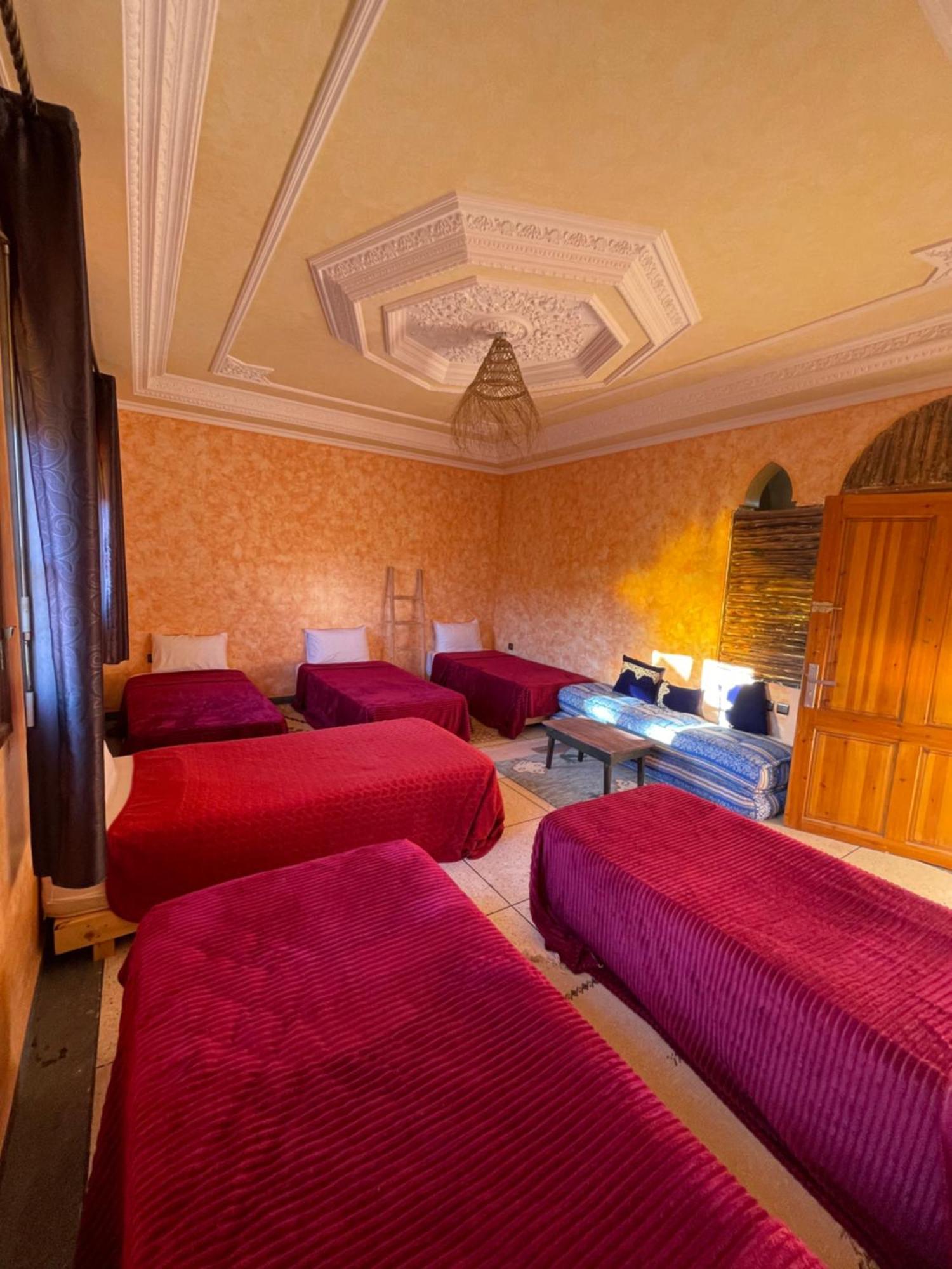 Berber Waves Surf House Hostel Tamraght ภายนอก รูปภาพ