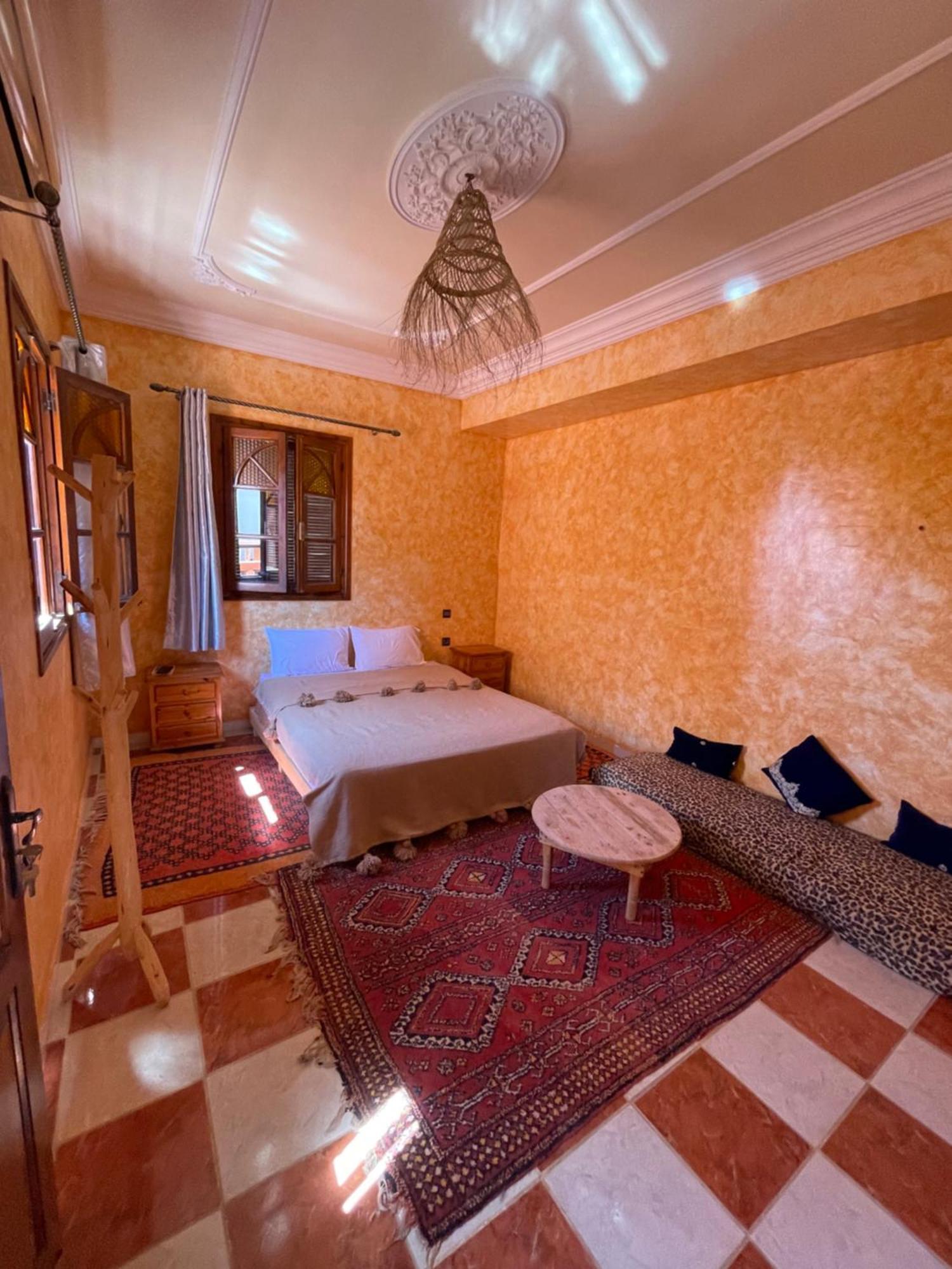 Berber Waves Surf House Hostel Tamraght ภายนอก รูปภาพ