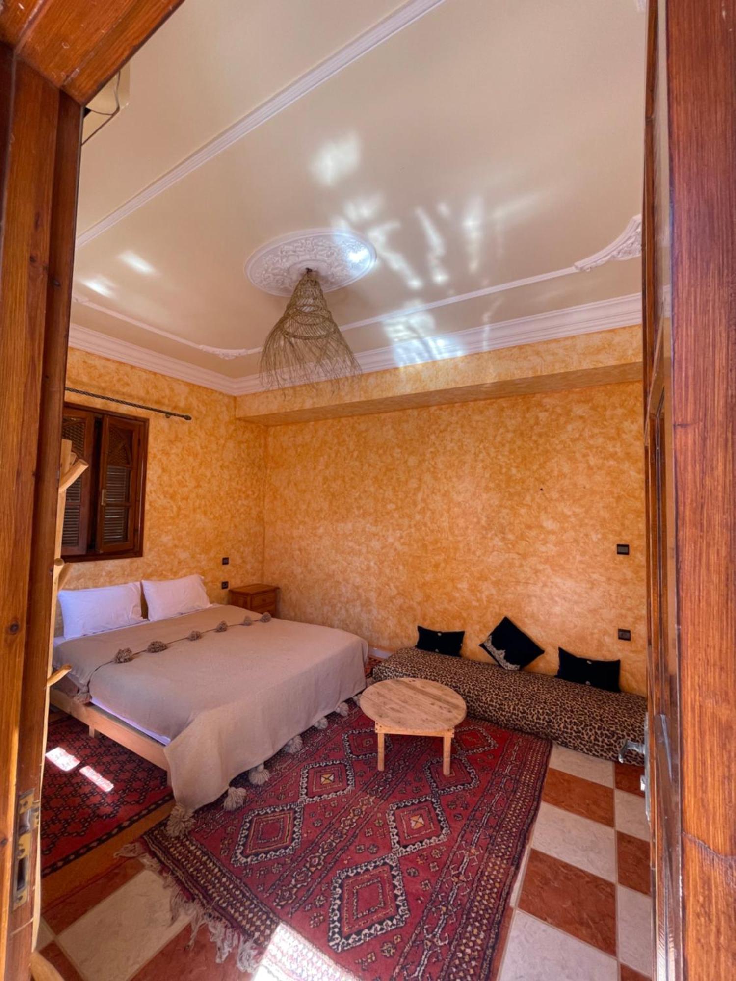 Berber Waves Surf House Hostel Tamraght ภายนอก รูปภาพ