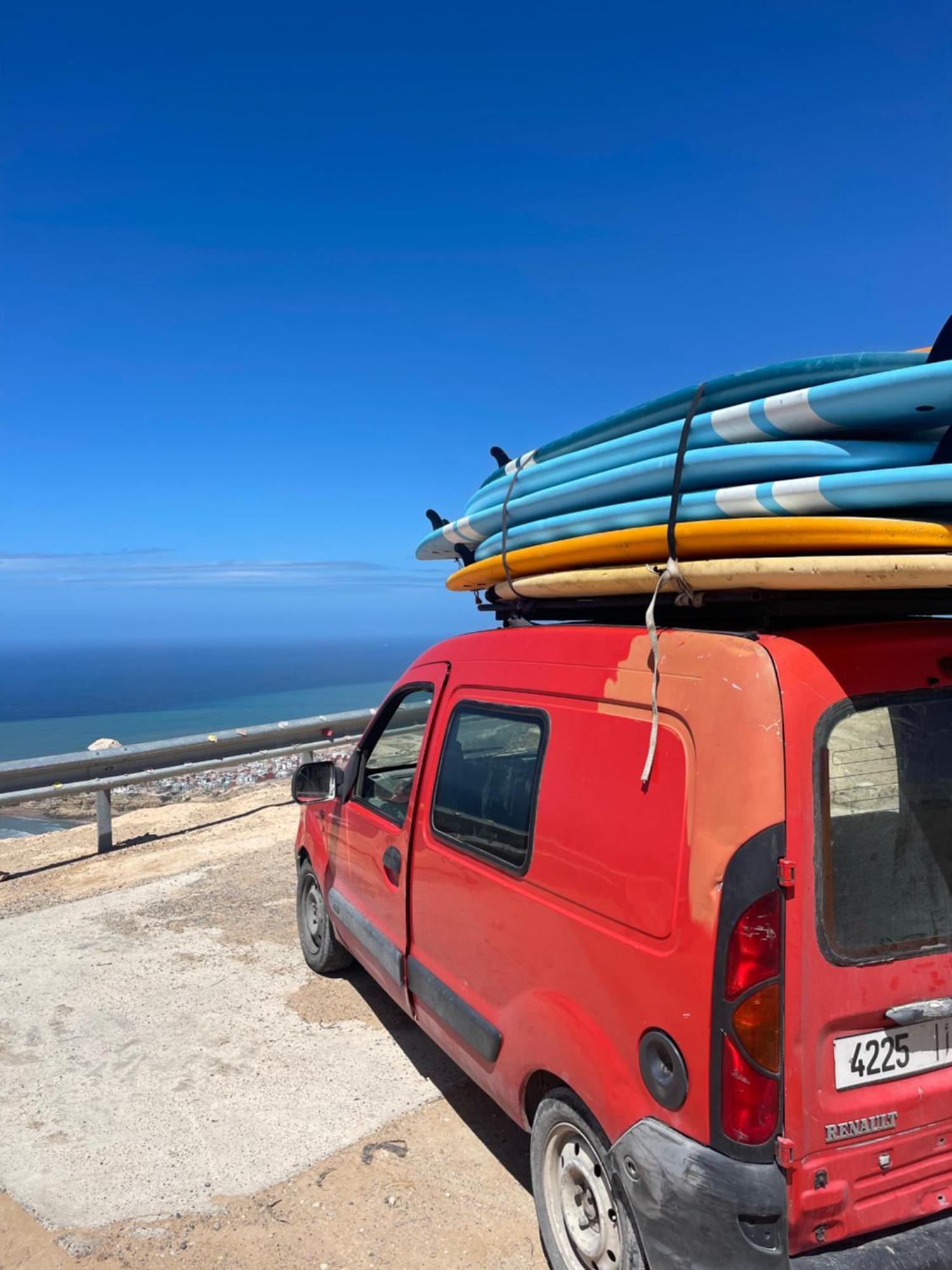Berber Waves Surf House Hostel Tamraght ภายนอก รูปภาพ